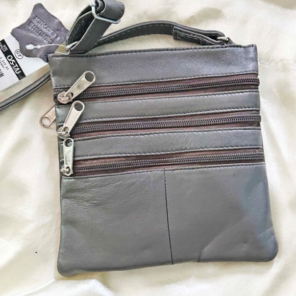 SHOULDER BAG, LEATHER, SQUARE, MEDIUM GREY, ZIP CLOSURES, MADE IN INDIA, TAG ON, - Picture 3 of 4